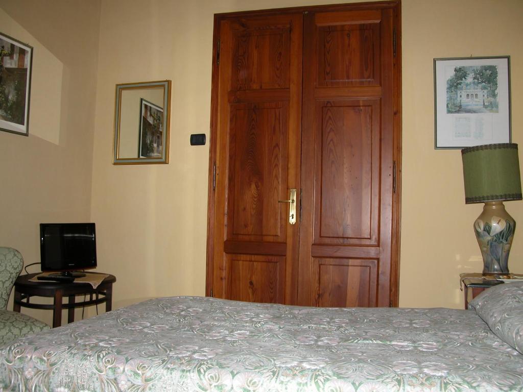 Villa Patrizia B&B Lucca Cameră foto